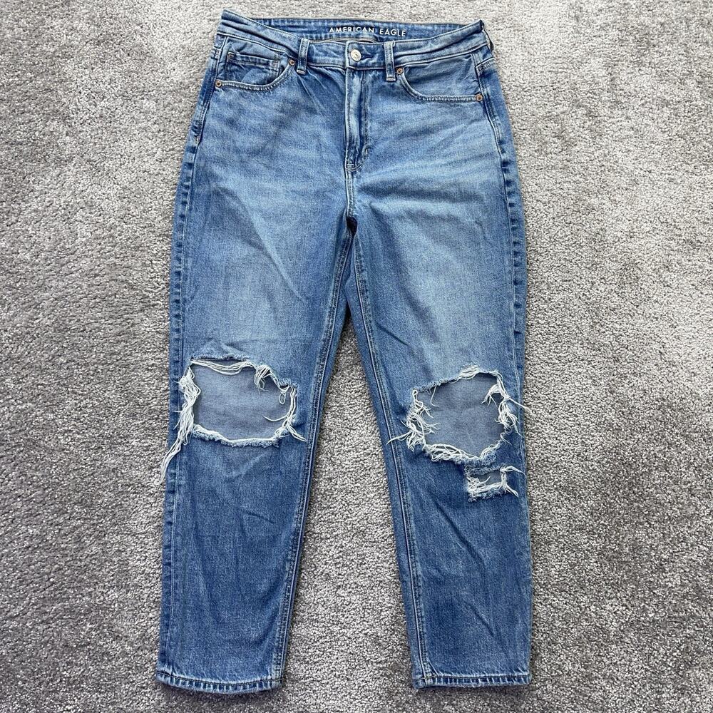 American Eagle Jeans Womens 8 Short Mom Jean High Rise Distressed Rips Strigid